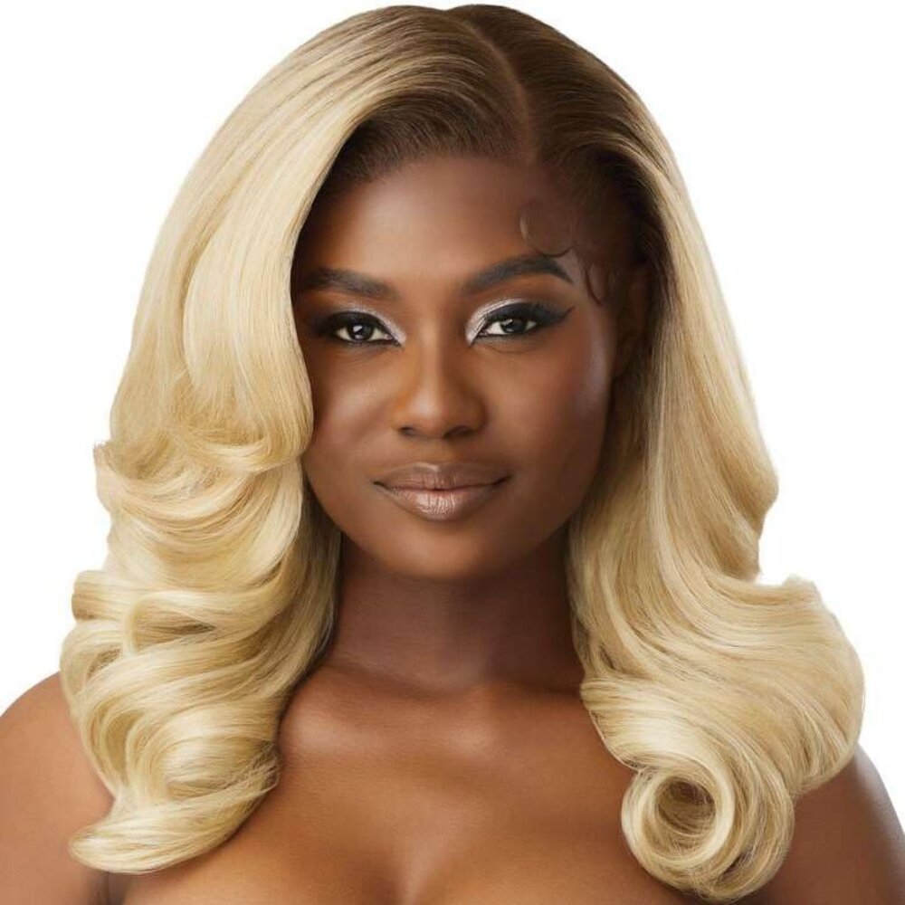 Outre Melted Hairline Swirlista Lace Front Wig DR2/Honey Brown NEW!